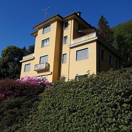 Appartamento GIOIOSA 1 con ampio terrazzo e vista Lago Belgirate Esterno foto