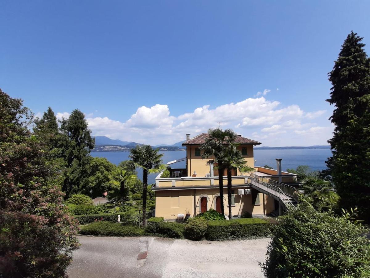 Appartamento GIOIOSA 1 con ampio terrazzo e vista Lago Belgirate Esterno foto