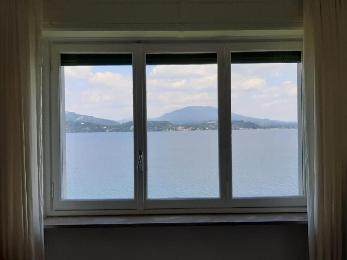 Appartamento GIOIOSA 1 con ampio terrazzo e vista Lago Belgirate Esterno foto