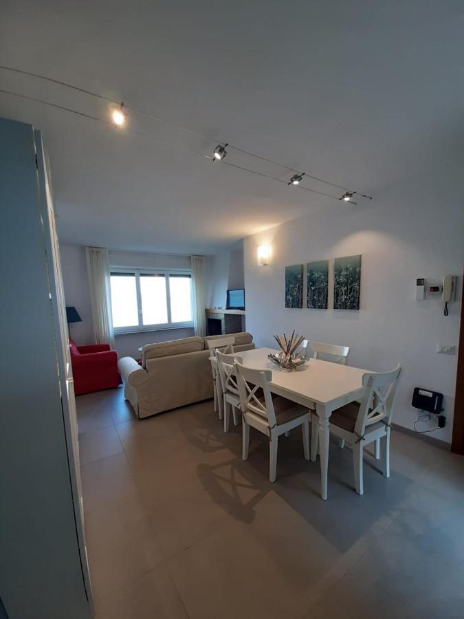 Appartamento GIOIOSA 1 con ampio terrazzo e vista Lago Belgirate Esterno foto