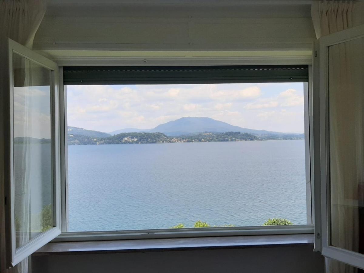 Appartamento GIOIOSA 1 con ampio terrazzo e vista Lago Belgirate Esterno foto