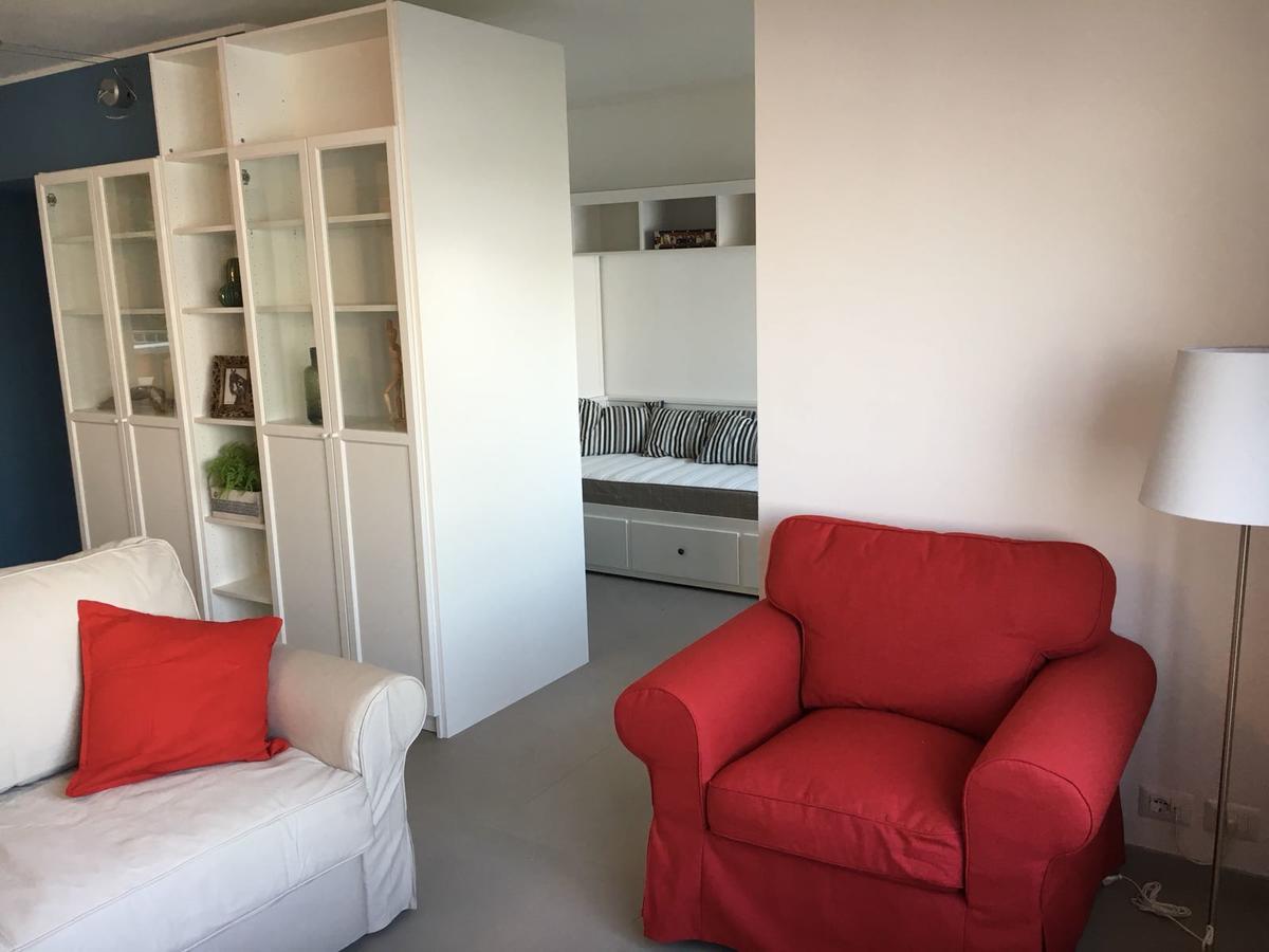 Appartamento GIOIOSA 1 con ampio terrazzo e vista Lago Belgirate Esterno foto