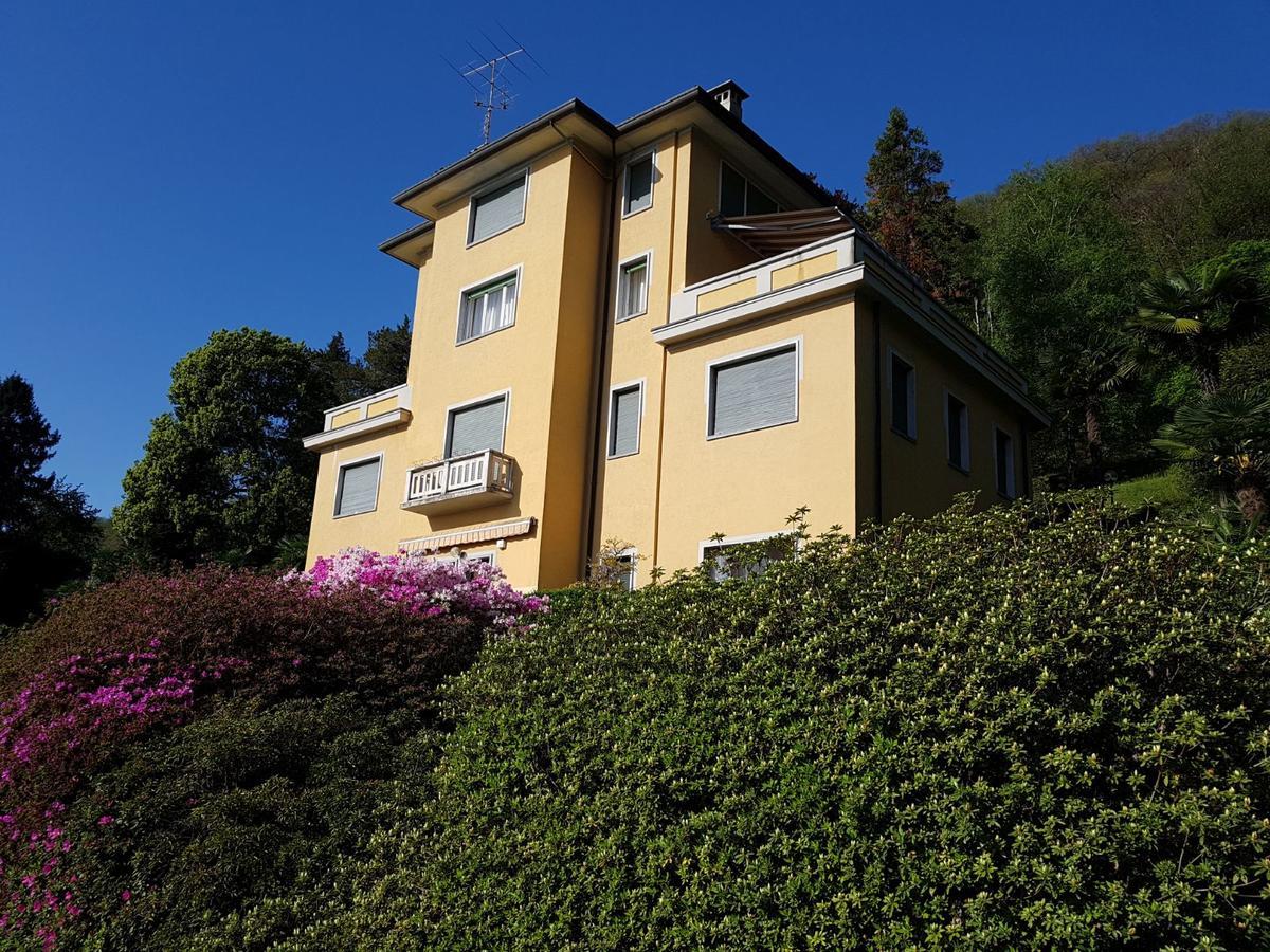 Appartamento GIOIOSA 1 con ampio terrazzo e vista Lago Belgirate Esterno foto