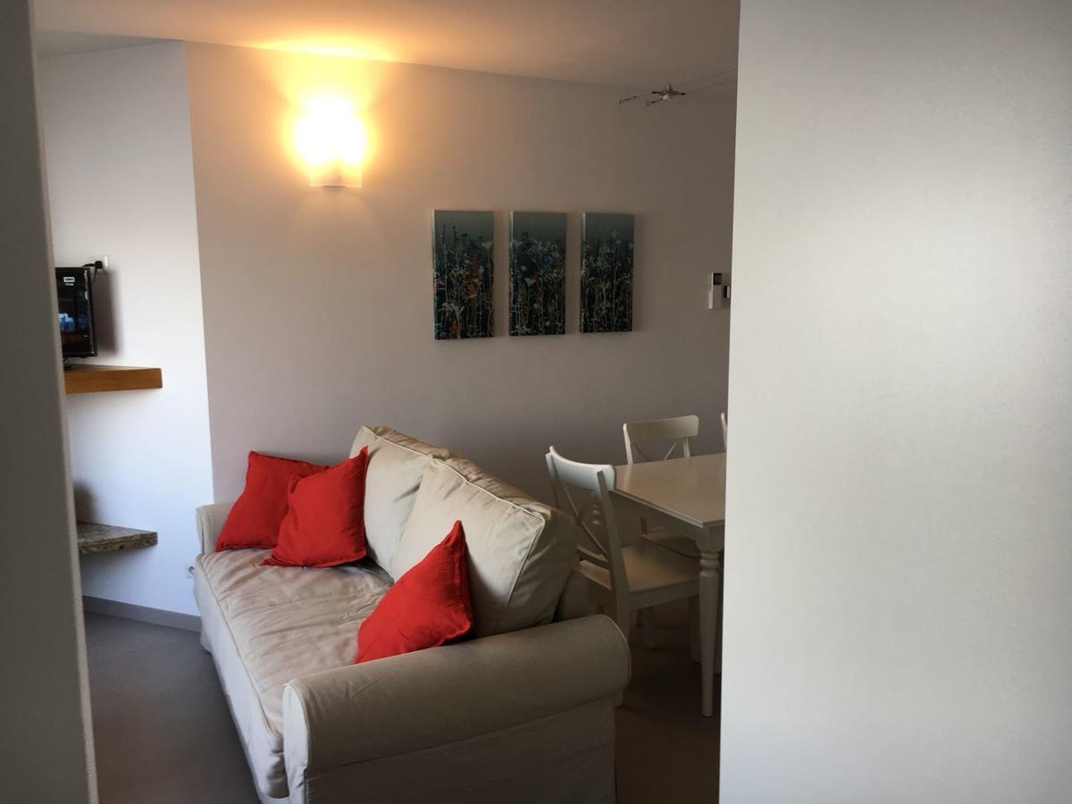 Appartamento GIOIOSA 1 con ampio terrazzo e vista Lago Belgirate Esterno foto